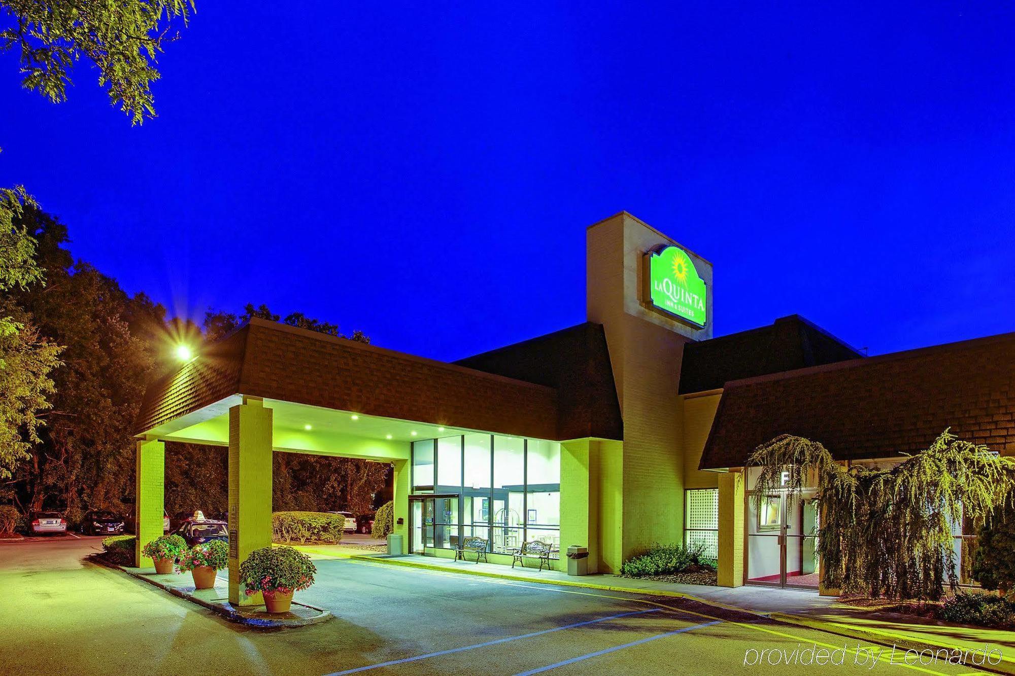 La Quinta By Wyndham Armonk Westchester Cnty Apt Exterior photo